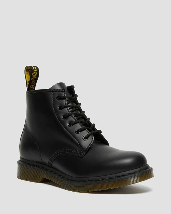 Black Smooth Leather Men's Dr Martens 101 Smooth Leather Lace Up Boots | 584176-YUC