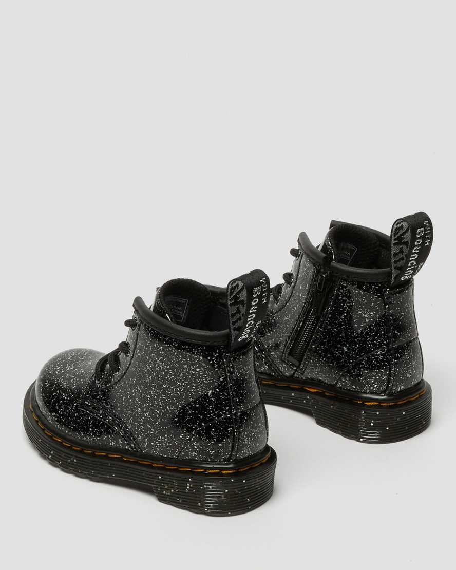 Black Cosmic Glitter Kids' Dr Martens Infant 1460 Glitter Ankle Boots | 301278-ZOM