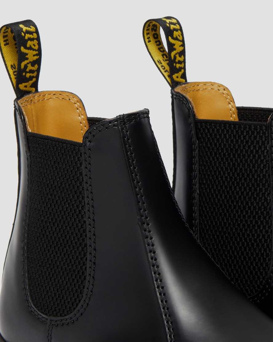 Black Smooth Leather Women's Dr Martens 2976 Smooth Leather Chelsea Boots | 495103-NGO