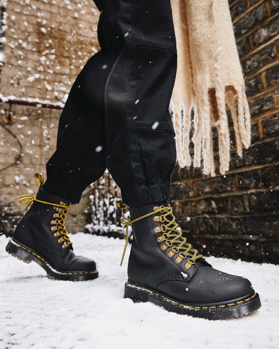 Black Snowplow Women's Dr Martens 1460 Pascal DM's Wintergrip Leather Ankle Boots | 473089-FHU