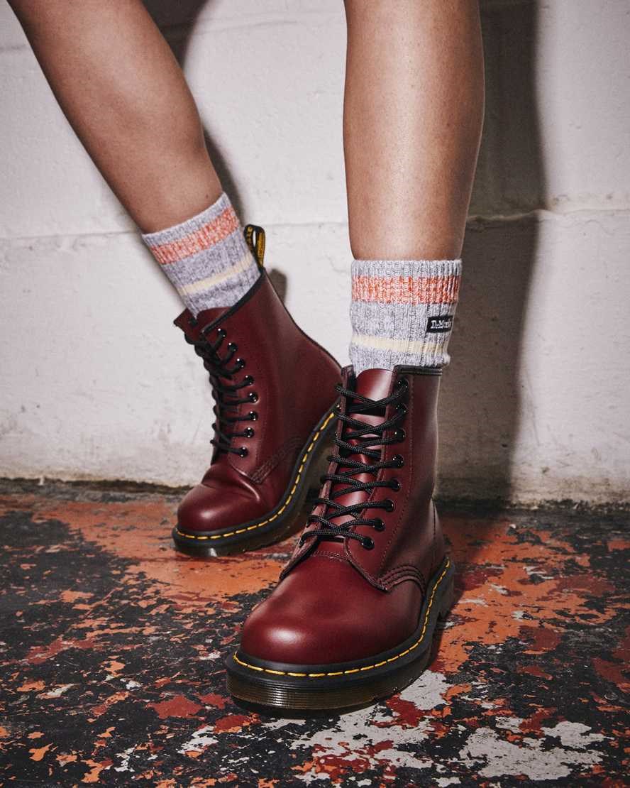 Cherry Red Smooth Leather Women's Dr Martens 1460 Smooth Leather Ankle Boots | 216374-IGR