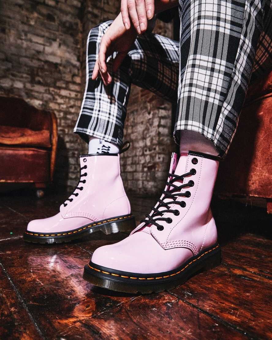 Pale Pink Patent Lamper Women's Dr Martens 1460 Patent Leather Lace Up Boots | 034798-CDZ