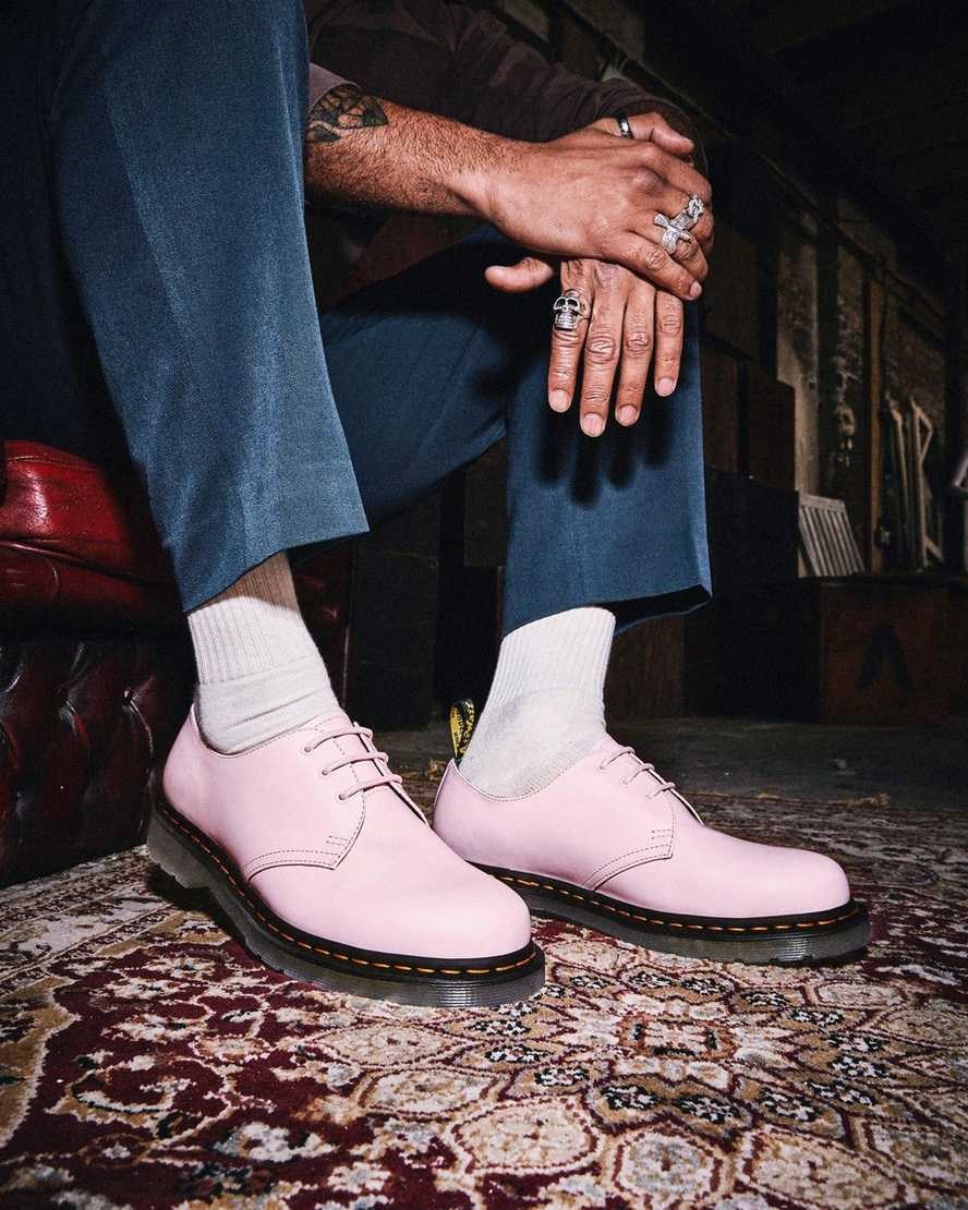 Pale Pink Smooth Leather Women's Dr Martens 1461 Iced Smooth Leather Oxford Shoes | 462851-ISE