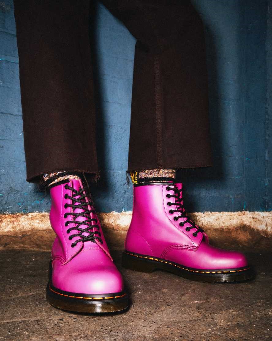 Pink Smooth Leather Men's Dr Martens 1460 Smooth Leather Lace Up Boots | 835461-RYC