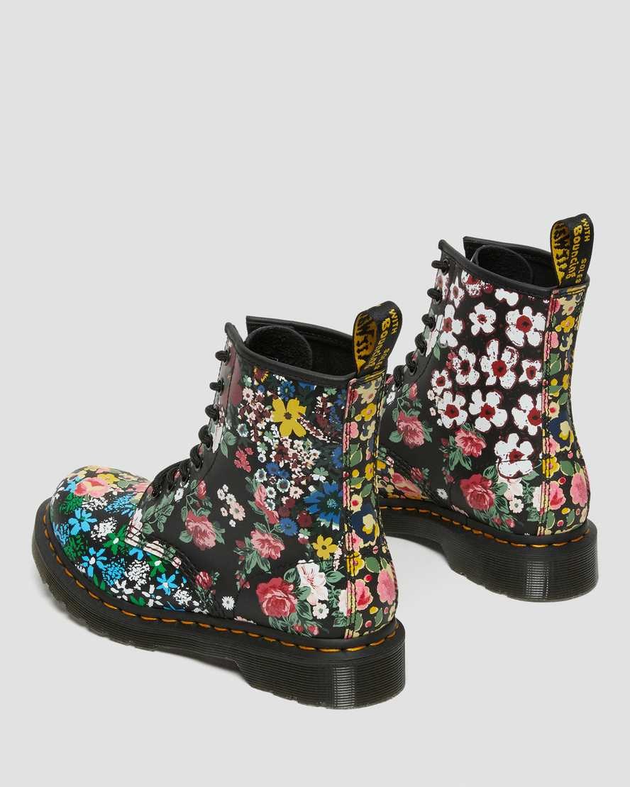 White Floral Mash Up Backhand Women's Dr Martens 1460 Pascal Floral Mash Up Leather Ankle Boots | 245803-GBH