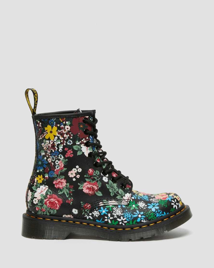 White Floral Mash Up Backhand Women's Dr Martens 1460 Pascal Floral Mash Up Leather Ankle Boots | 245803-GBH