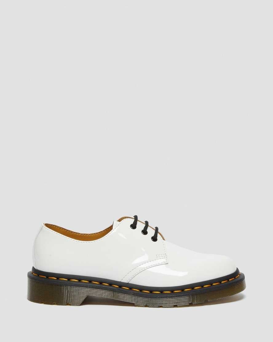 White Patent Lamper Women's Dr Martens 1461 Patent Leather Oxford Shoes | 740295-UIR