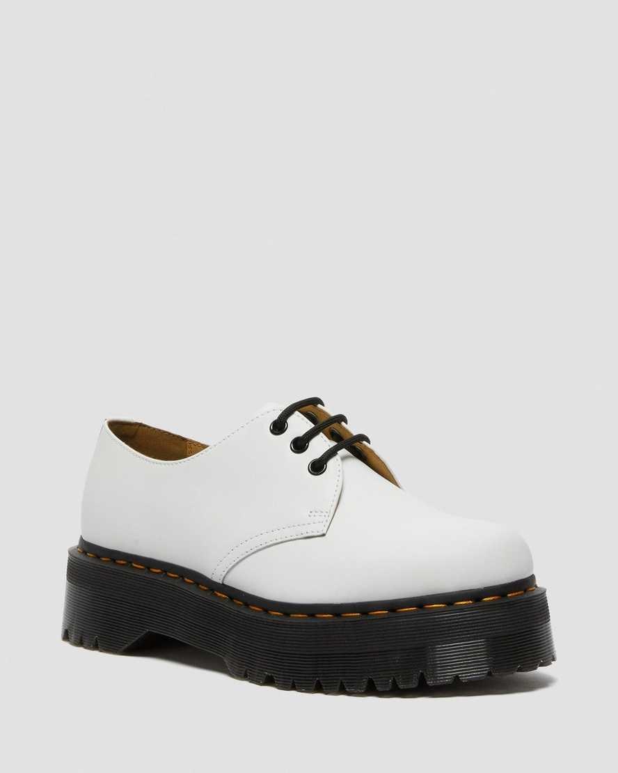 White Polished Smooth Women\'s Dr Martens 1461 Smooth Leather Platform Shoes | 680154-SJG