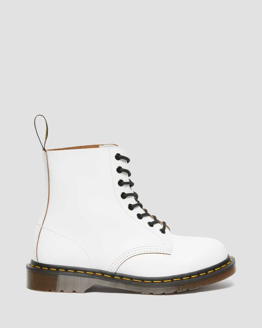 White Quilon Men's Dr Martens 1460 Vintage Made in England Ankle Boots | 027389-BUG