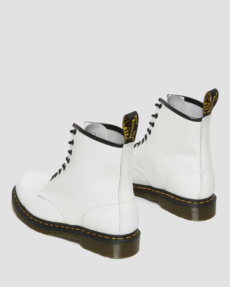 White Smooth Leather Men's Dr Martens 1460 Smooth Leather Lace Up Boots | 084625-LIH