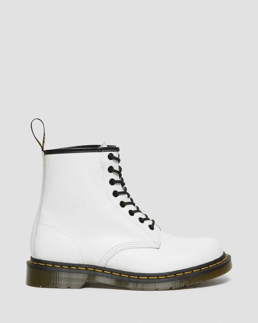 White Smooth Leather Men's Dr Martens 1460 Smooth Leather Lace Up Boots | 084625-LIH