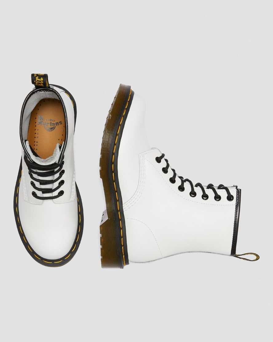 White Smooth Leather Women's Dr Martens 1460 Smooth Leather Ankle Boots | 179405-TFI