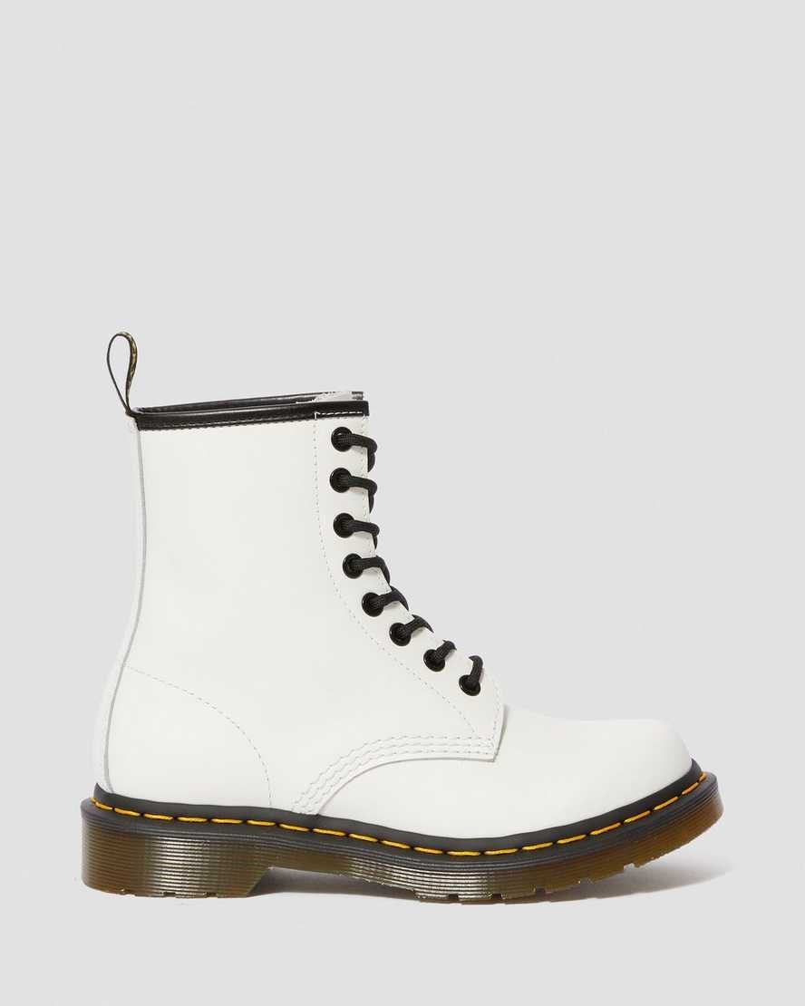 White Smooth Leather Women's Dr Martens 1460 Smooth Leather Ankle Boots | 179405-TFI